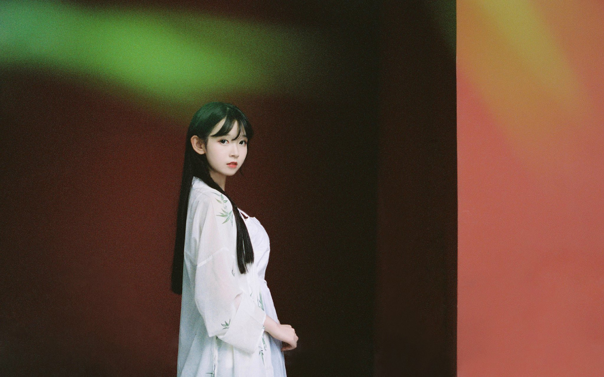 现在科技发达了,指纹,刷脸等科技也都出现了,但是刷脸是否安全? ， 苹果手机怎么样知乎  - 55dz账号网