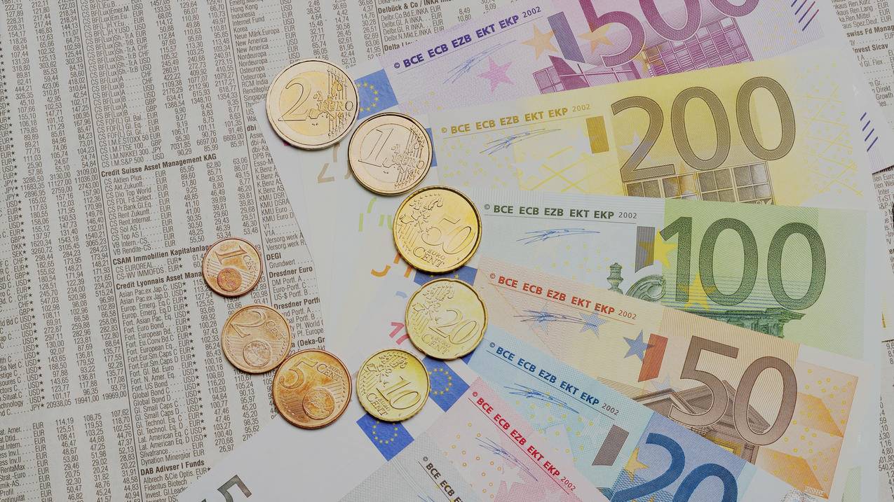 qq在线刷赞平台免费腾族 - 一块钱刷赞网快手_在线刷业务网址免费