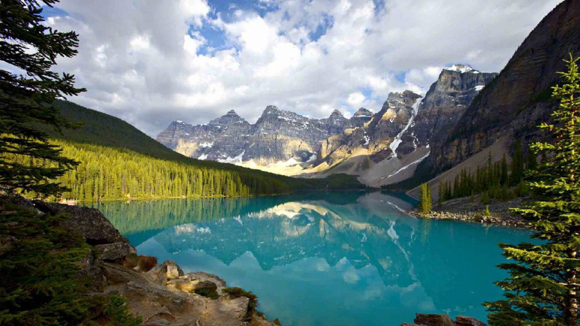 facebook与微博的相同点与不同点_facebook与微博区别 - facebook相关 - 55dz账号网