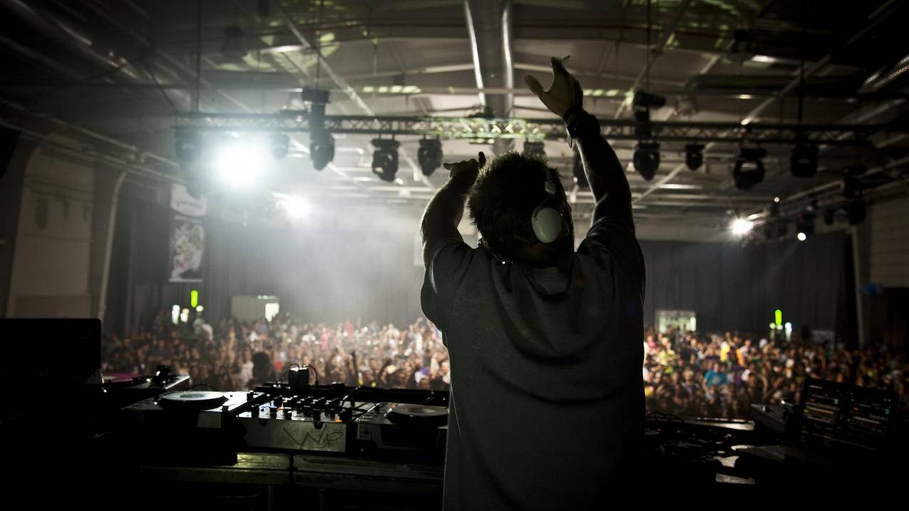 每天领取100000赞名片是否存在真实途径？-dy业务网