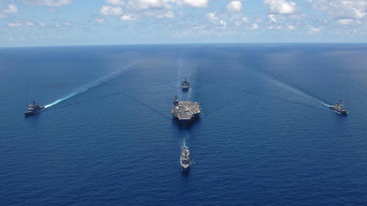 苹果手机如何设置锁屏壁纸和主屏幕壁纸? ， 苹果手机壁纸怎么设置(锁定屏幕和主屏幕上的壁纸设置方法)  - 55dz账号网